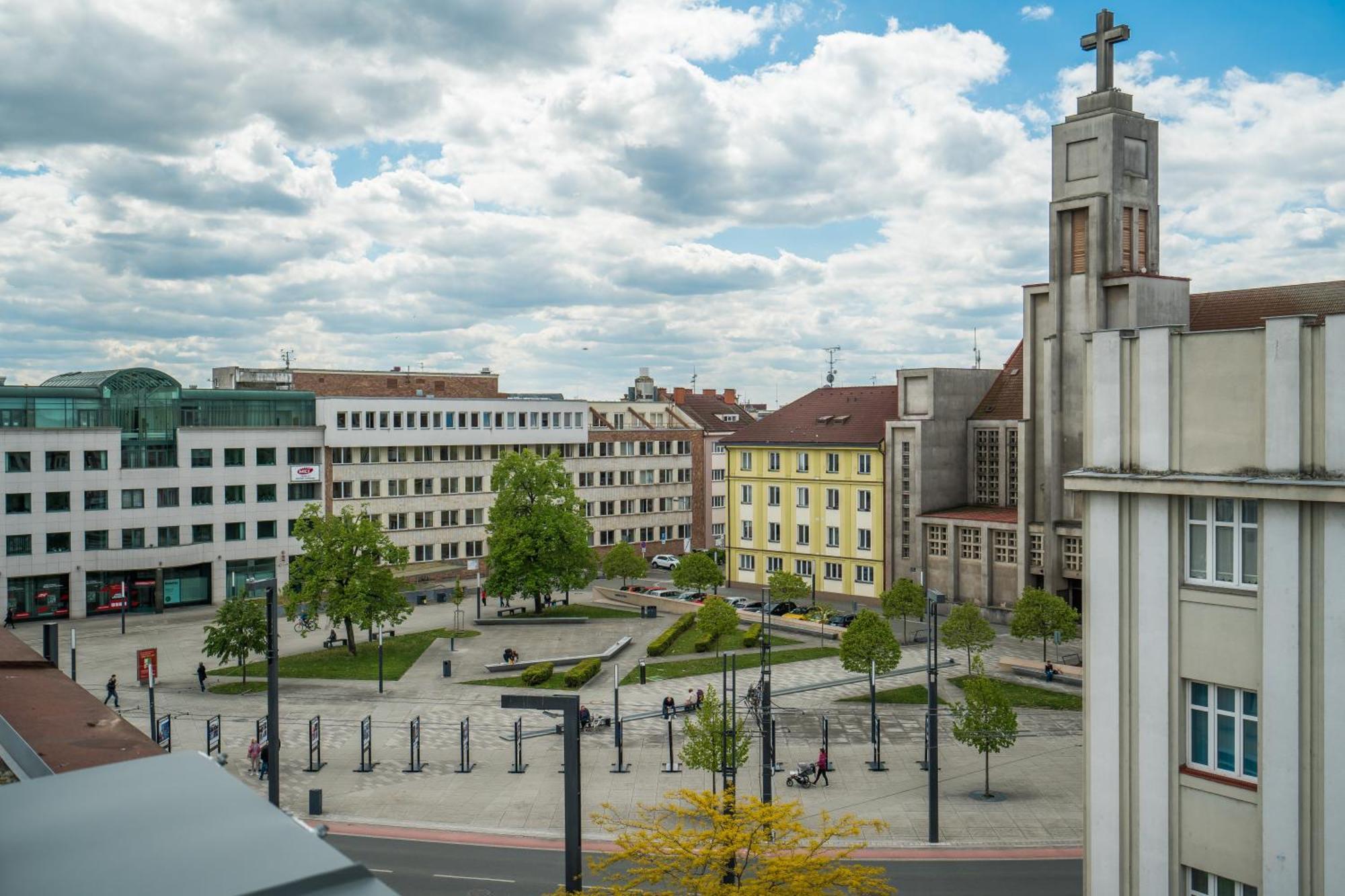 Hradec KrálovéPerla Hradce 301公寓 外观 照片